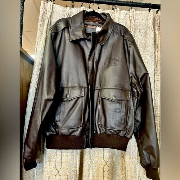 Other - Strong Roots Strong Yields Mens Size XL Brown Leather